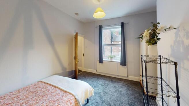 Lrg_11-Grimsby-Terrace-Bedroom 3
