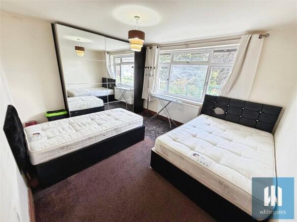 2 bed Bungalow to rent Image 4