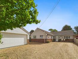32, Highfields Road, Highfields Caldecote, Cambridge CB23 7NX