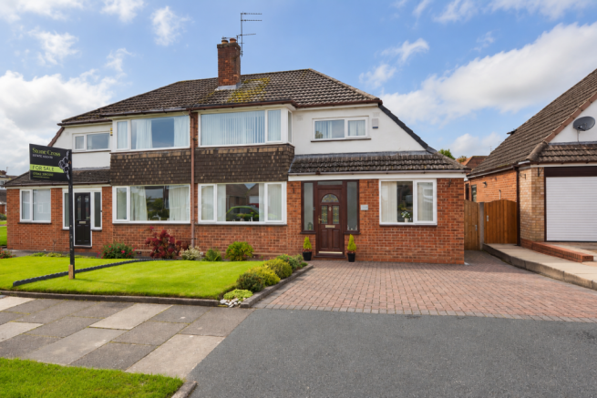 3-bed semi-detached on Treen Road, Astley, M29 7HA, £300,000