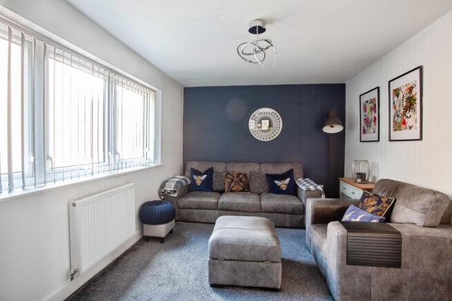 4 bed Town House for sale Image 6