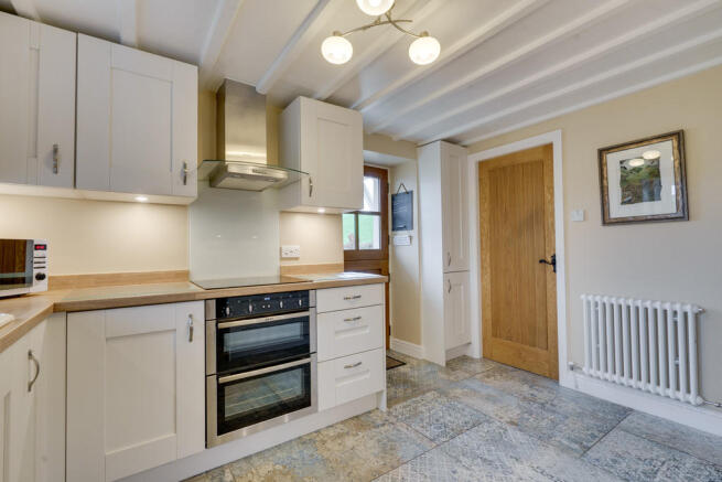 Fitted Kitchen