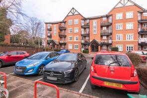 Flat 6, 310 Meadow Court, Hagley Road, Harborne, Birmingham B17 8DJ