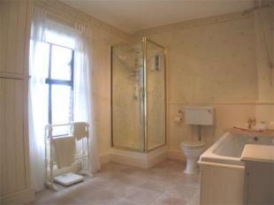 4 PIECE BATHROOM