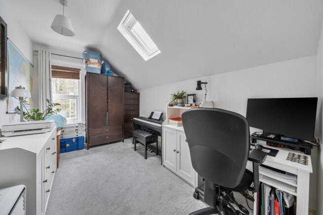 1408956-8-6989d24...