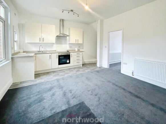 2 bed Terraced to rent Image 7