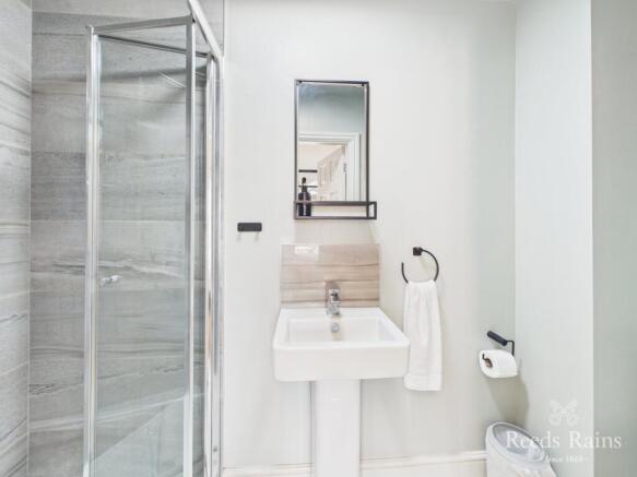 4 bed Terraced for sale Image 12