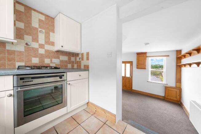 2 bed House for sale Image 5