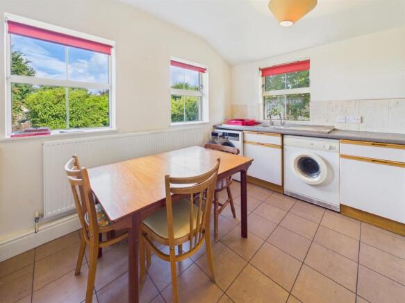 CAM03789G0-PR0081-ST