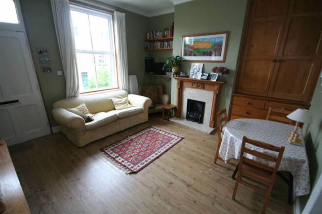 Photo 3
