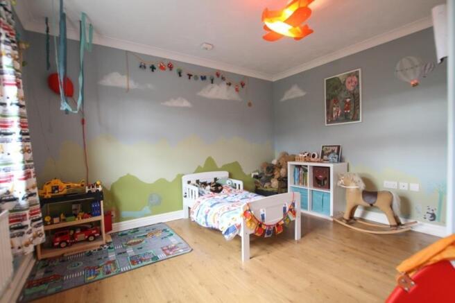 Photo 12
