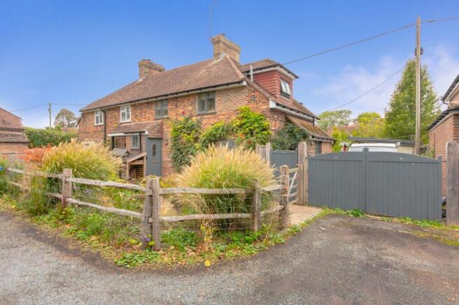 3-bed semi-detached on Broyleside Cottages, Ringmer, BN8, £475,000