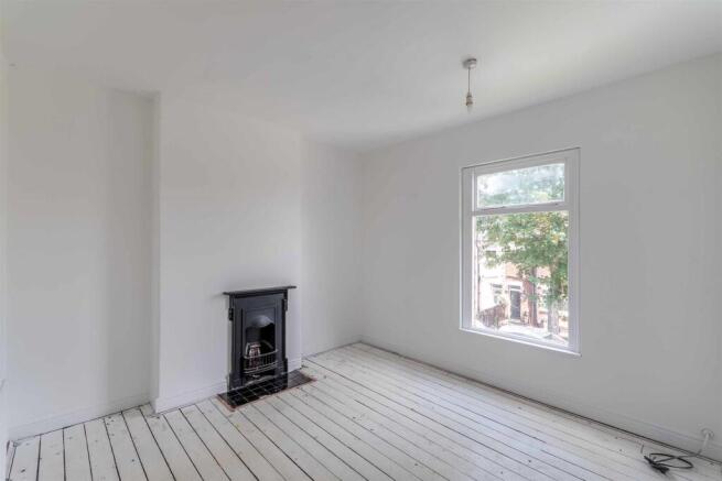 2 bed Semi-Detached for sale Image 7