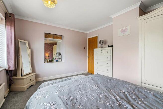 Bedroom 1 (Double)