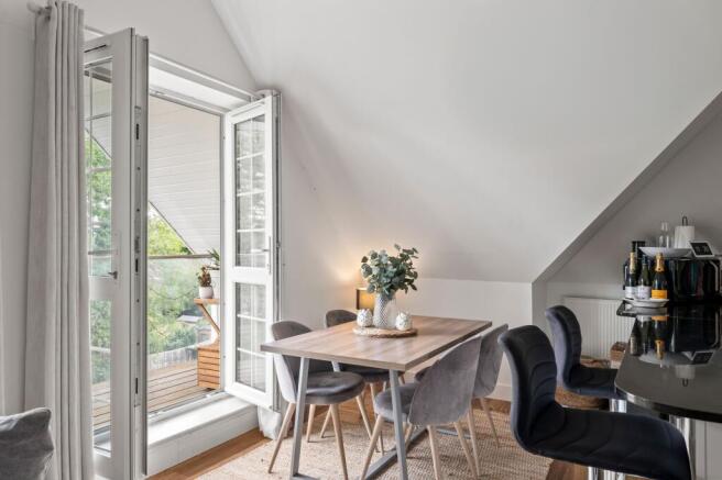 Lounge, Kitchen, Diner