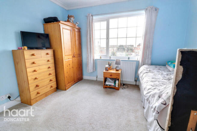 4 bed Terraced for sale Image 10