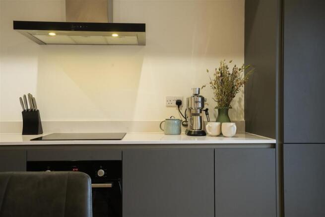 2 bed Apartment for sale Image 4