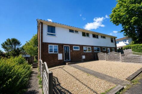Beechwood Road, Alton, Hampshire, GU34