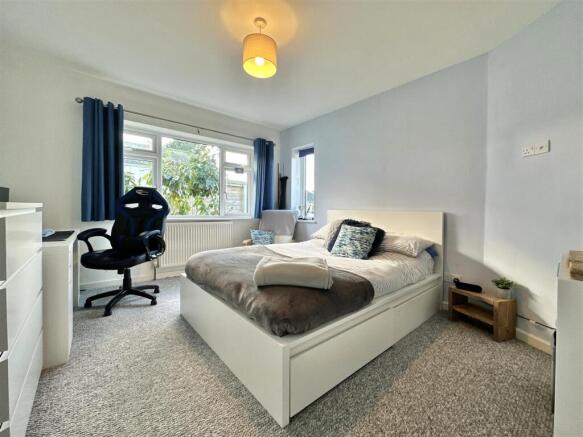Bedroom 2.jpg