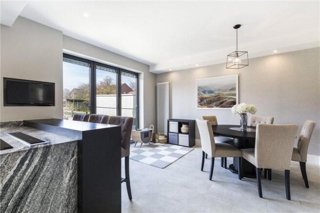 Kitchen/Dining