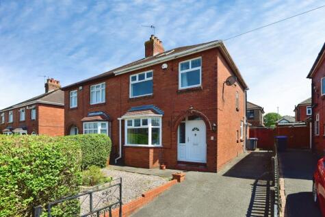 Moorfield Avenue, Biddulph, Stoke-on-Trent, Staffordshire, ST8