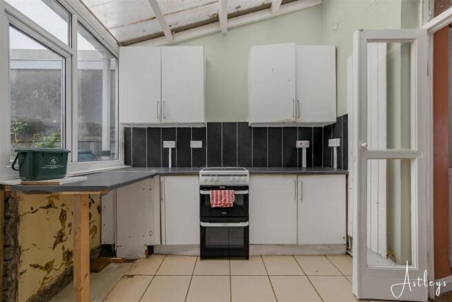 Lean to Kitchen