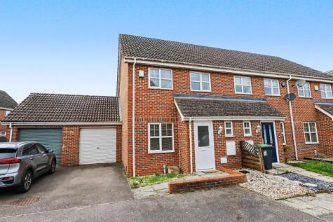The Sidings, HENLOW