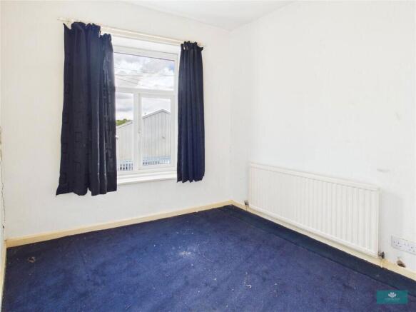 2 bed Terraced for sale Image 8