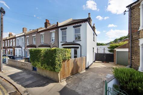 85 Courtney Road, London SW19