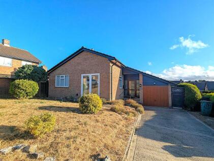**CHAIN FREE** Merrie Gardens, Lake