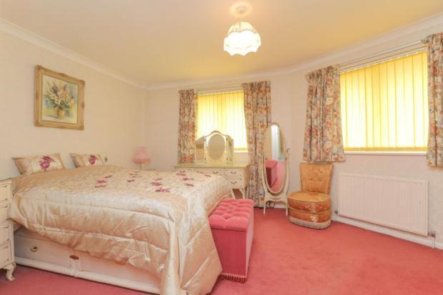 BEDROOM 1