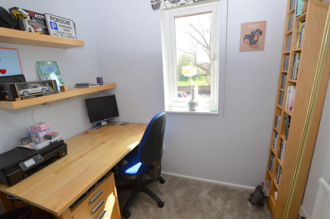 Photo 8