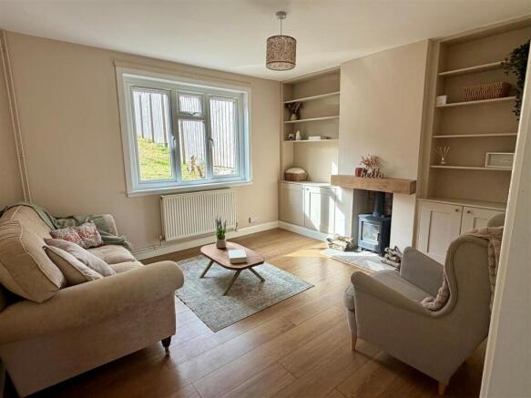 Living Room 3.jpg