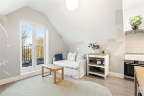 5, 163 Wexford Lodge, Nightingale Lane, London SW12 8NL