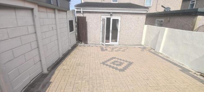 3 bed Semi-Detached for sale Image 11