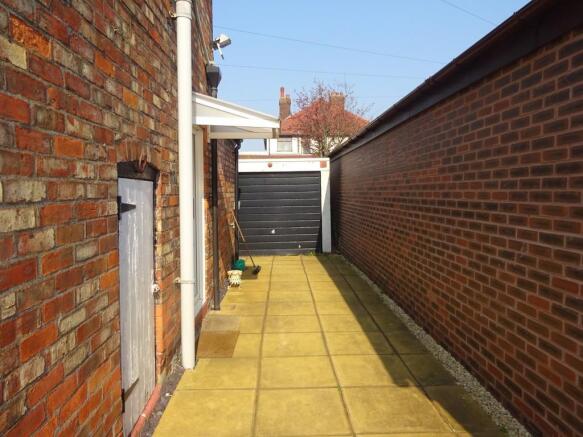 Photo 25