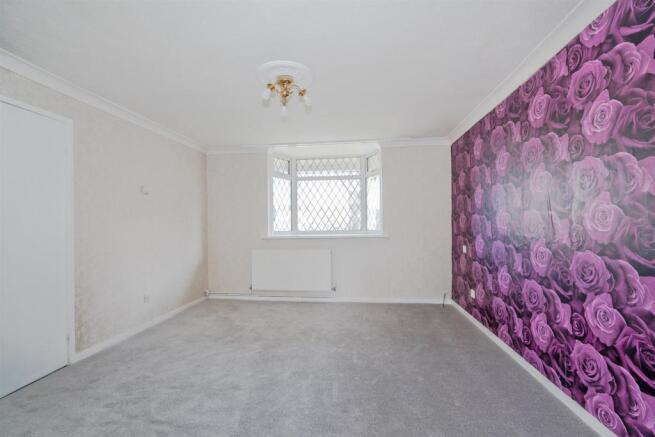 Church Place, WALSALL, WS3 3HD-13.jpg