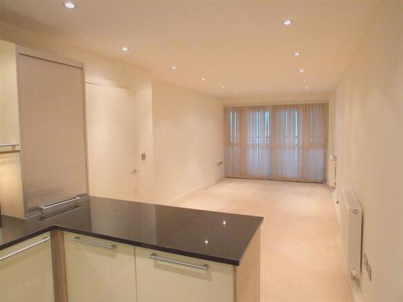 Gemini Court, Brighton Road, Purley photo 4