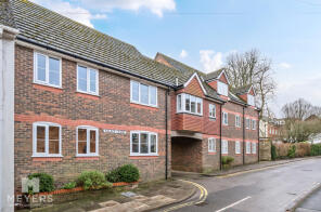 Flat 14, Palace Court, Durngate Street, Dorchester DT1 1EU