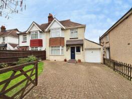 7, Hollydene Villas, Southampton SO45 4HU