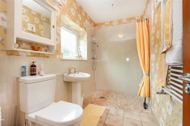 Wet Room.jpg