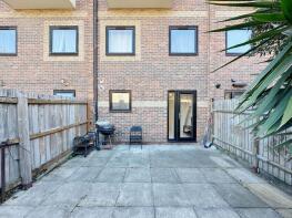 13, Barnfield Place, London E14 9YA