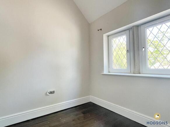 4 bed Detached to rent Image 11