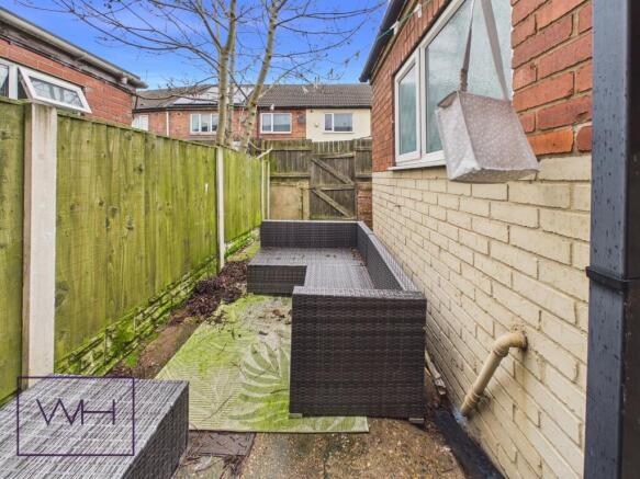 CAM04980G0-PR0117-ST