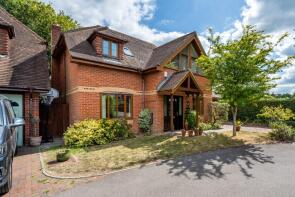 Oak House, Chantry Walk, Southampton SO31 5HA