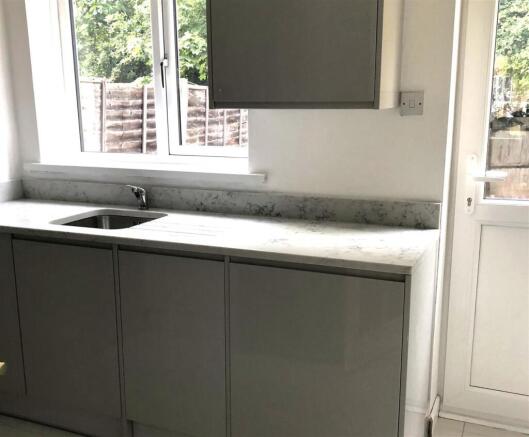 Kitchen 2 landscape.jpg