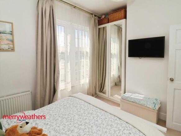 2 bed Terraced for sale Image 8