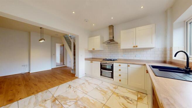 Hereford Road 79 Kitchen 2.jpg