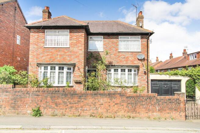 4 bed Detached for sale Image 7