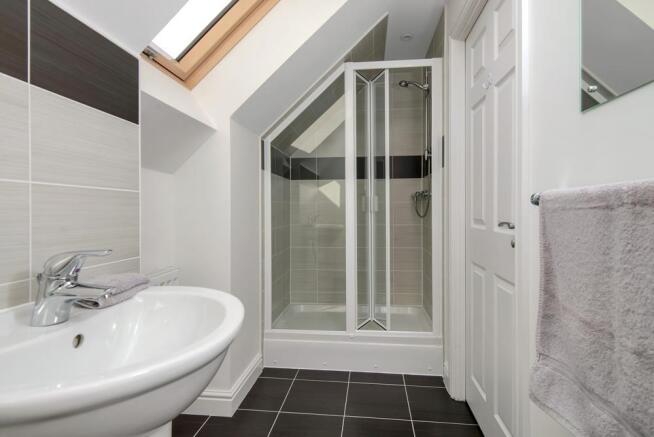 ENSUITE SHOWER ROOM